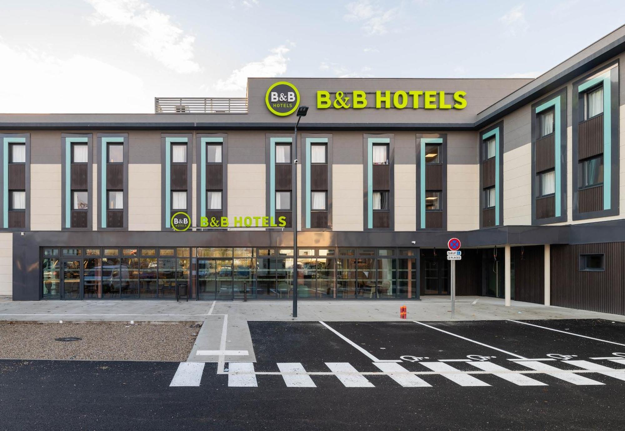 B&B Hotel Massieux Genay Exterior photo